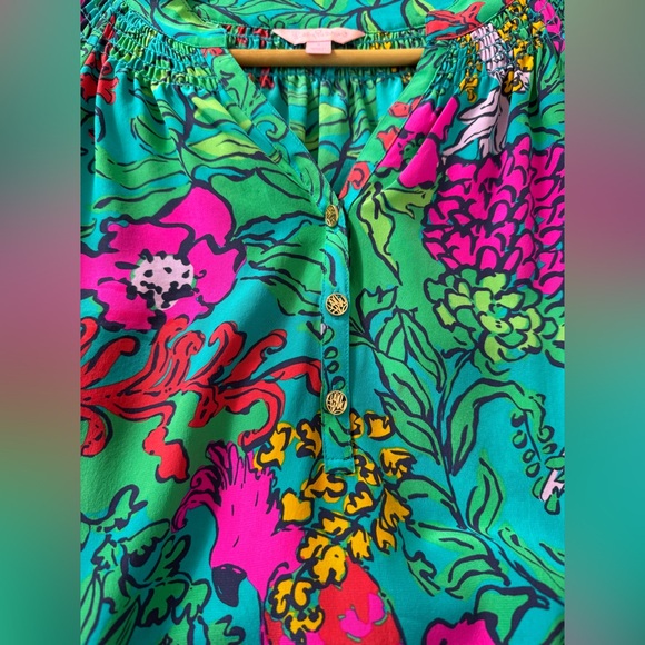 Lilly Pulitzer Elsa Silk Top Shake Your Tailfeather Pink Green Gold Size Small S - Picture 5 of 8
